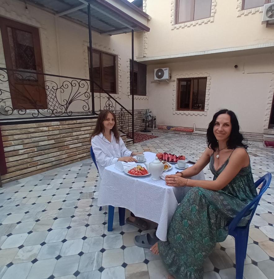 Uzbegim Family Guest House Buhara Kültér fotó