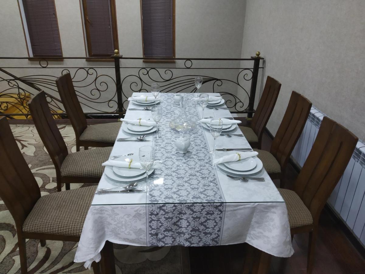 Uzbegim Family Guest House Buhara Kültér fotó
